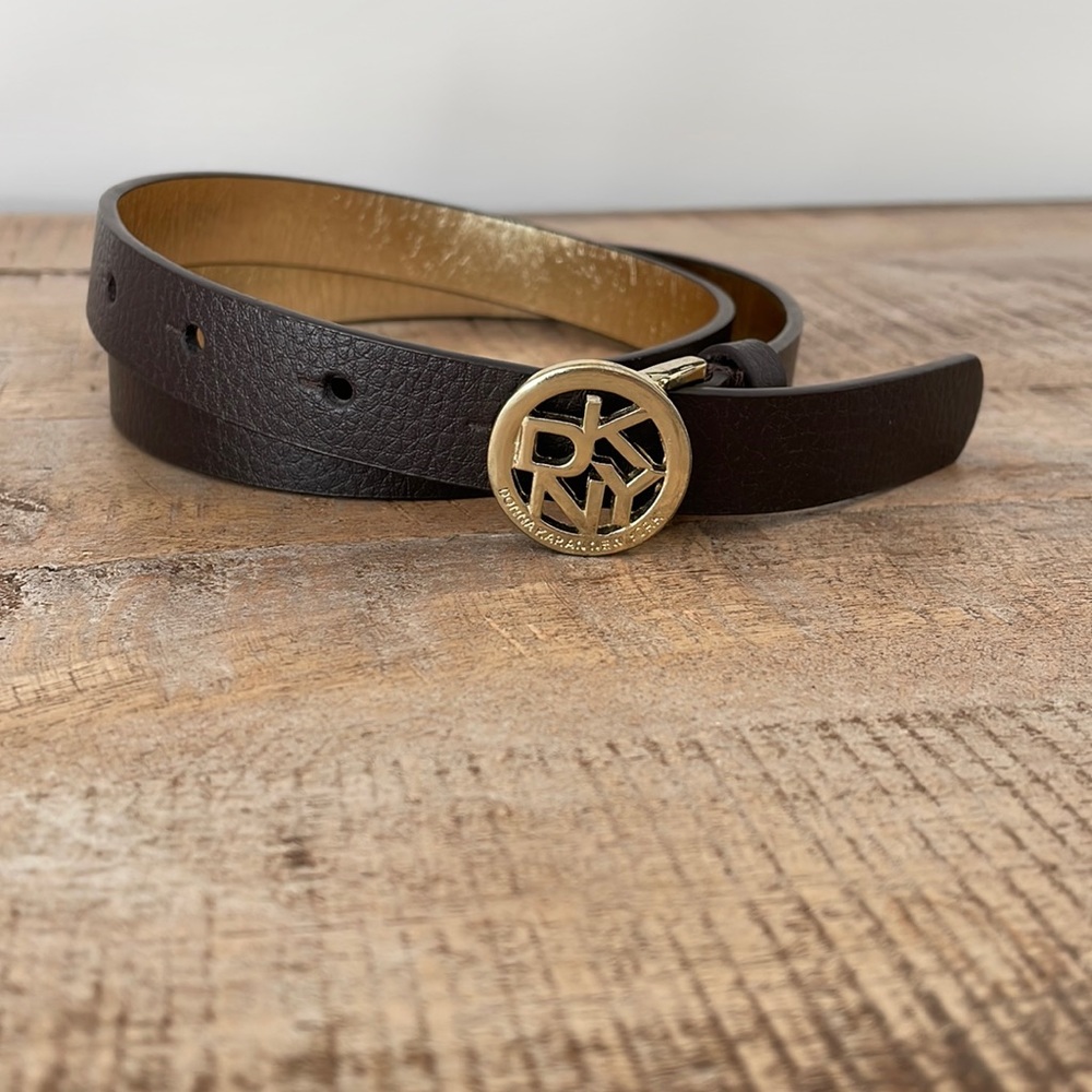 New DKNY brown belt